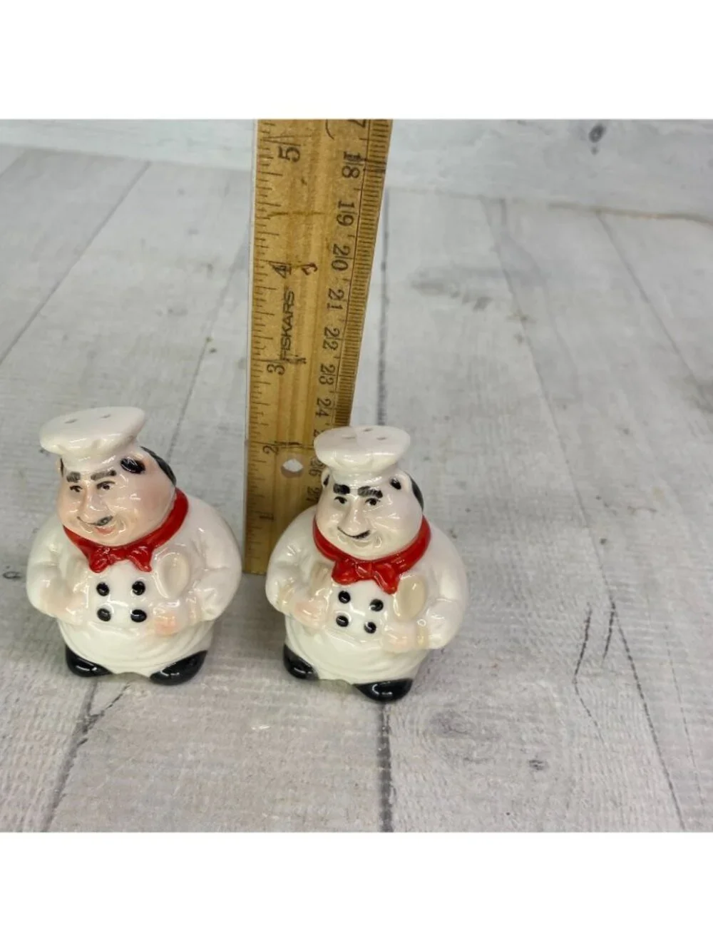 Vintage Italian Bistro Fat Chef Red Scarfs Ceramic Salt And Pepper Shaker Set